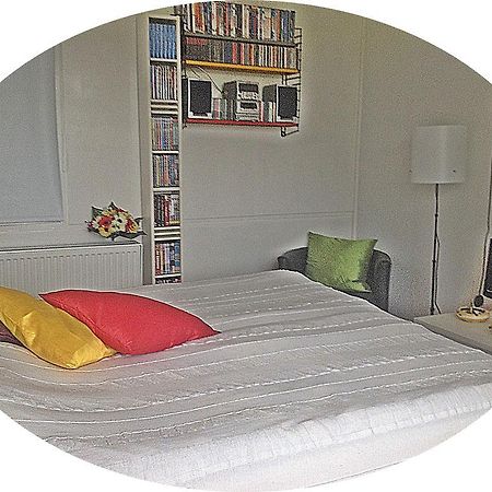 B&B 2 Hoog Лелистад Номер фото